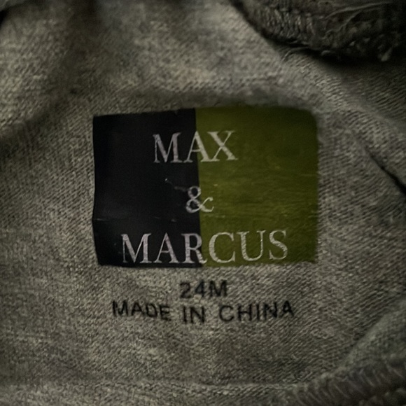 Dino Set l 24mo - Picture 3 of 7